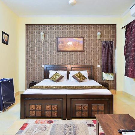 Studio Serviced Apartments Near Fortis Hospital Gurgaon Dış mekan fotoğraf