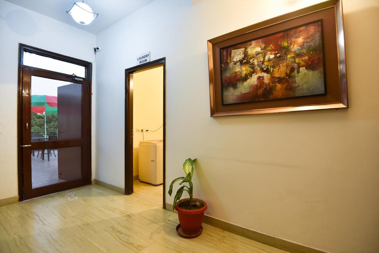 Studio Serviced Apartments Near Fortis Hospital Gurgaon Dış mekan fotoğraf